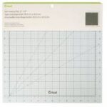2004716 - Cricut Self-Healing Cutting Mat (30x30cm); Durable, extra-thick 12” x 12” (30.5 cm x 30.5 cm) mat with self-healing surface; Double-sided with large, easy-to-read numbers on wide 1” border; Not for use in Cricut machines; 12” x 12” (30.5 cm x 30.5 cm) reference marks match Cricut machine mat size