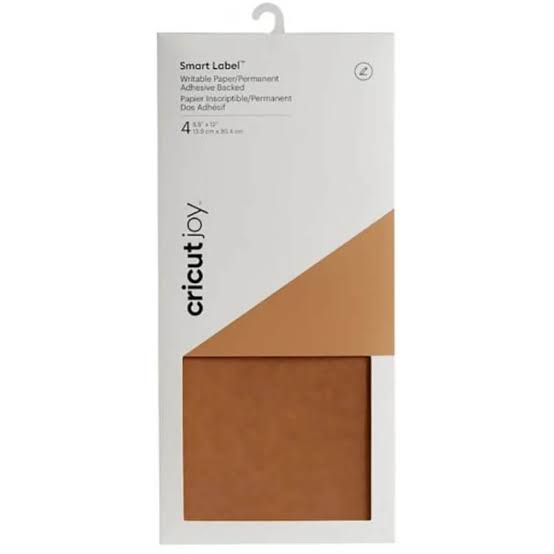 CC-SMART-LABELS-4PK-KRAFT-BR 2007361 - Cricut Joy Smart Labels 14x30cm 4-pack (Kraft Brown); 4 sheets 5.5" x 12" (13.9 cm x 30.4 cm) in Kraft Brown; Just write, cut, peel & stick; Works without a cutting mat – just load & go!; Write directly on label paper using Cricut Joy™ Pens & Markers, or by hand; For Cricut Joy; Easy to weed and effortless to apply – without transfer tape!; Ideal for labeling projects in your kitchen, pantry, garage, playroom, and elsewhere - Image 1